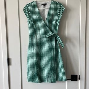Banana republic gingham dress size 4. NWOT
